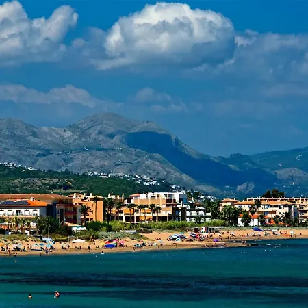 Frente Al Mar á