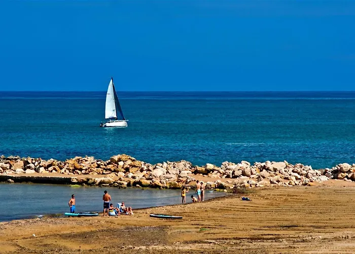 Frente Al Mar á